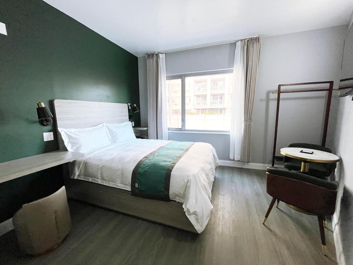 Starlight Hotel Near Lga Airport Ню Йорк Екстериор снимка