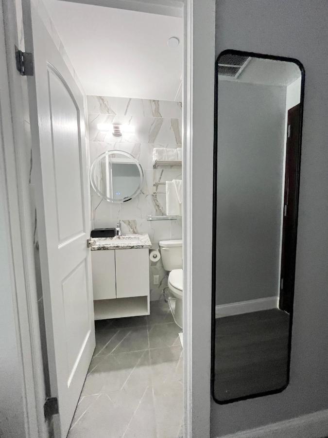 Starlight Hotel Near Lga Airport Ню Йорк Екстериор снимка